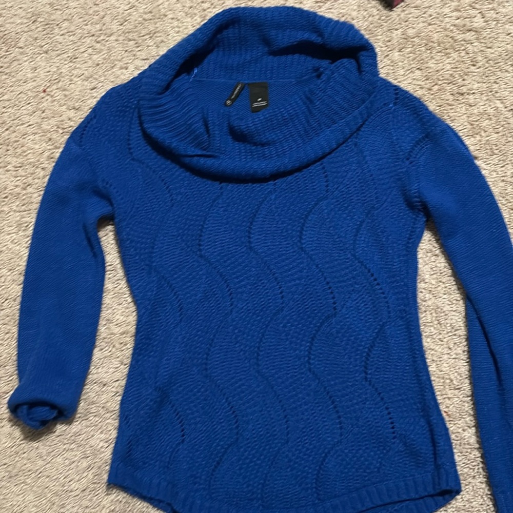 New Directions sweater size M